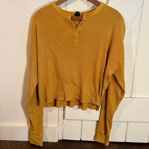 Yellow top